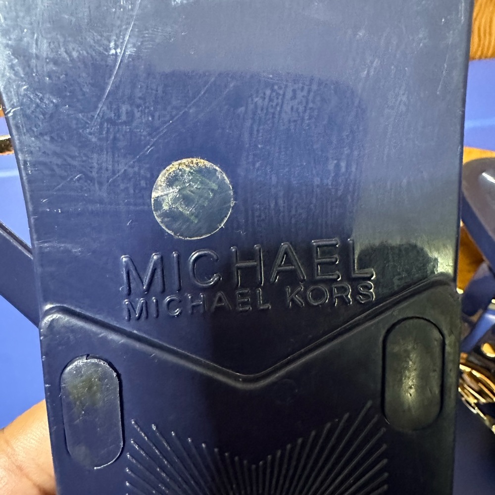 Michael Kors Bundle Set (Small Crossbody-Euc & Si… - image 8